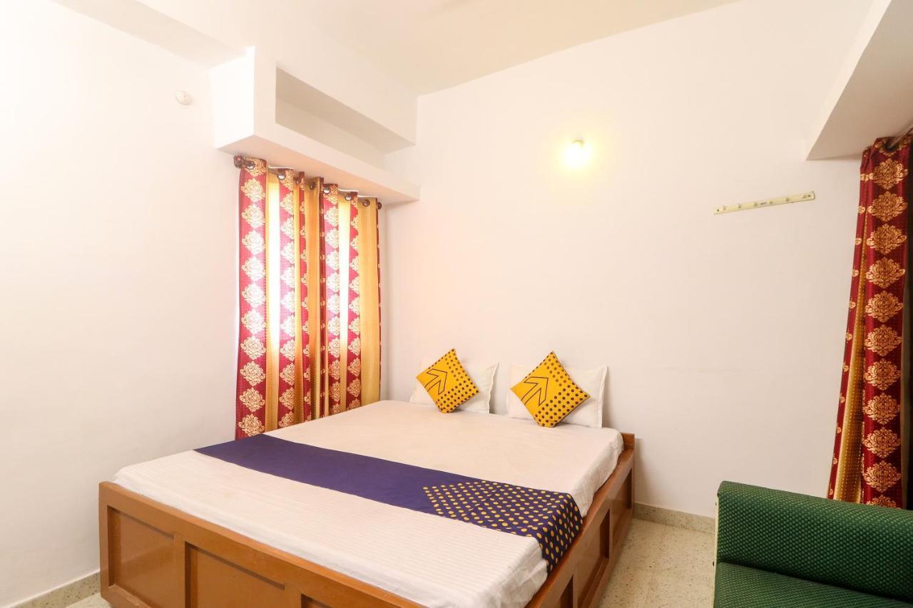 Spot On Hotel Om Kanha Bilaspur  Luaran gambar