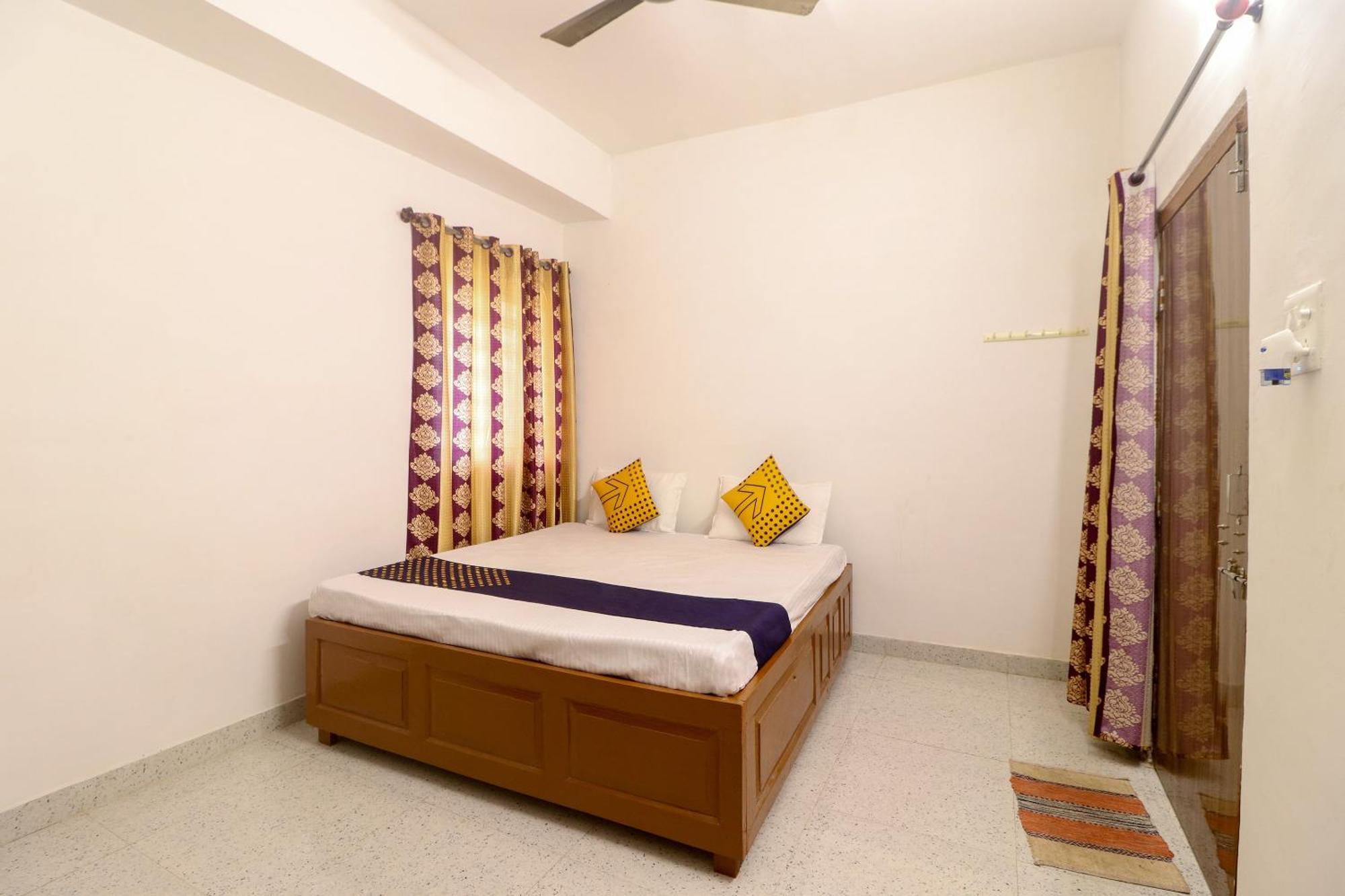Spot On Hotel Om Kanha Bilaspur  Luaran gambar