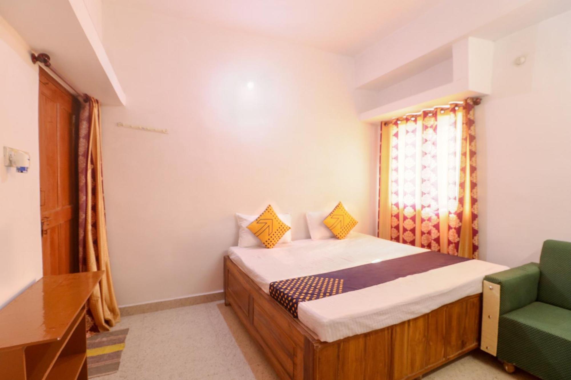 Spot On Hotel Om Kanha Bilaspur  Luaran gambar